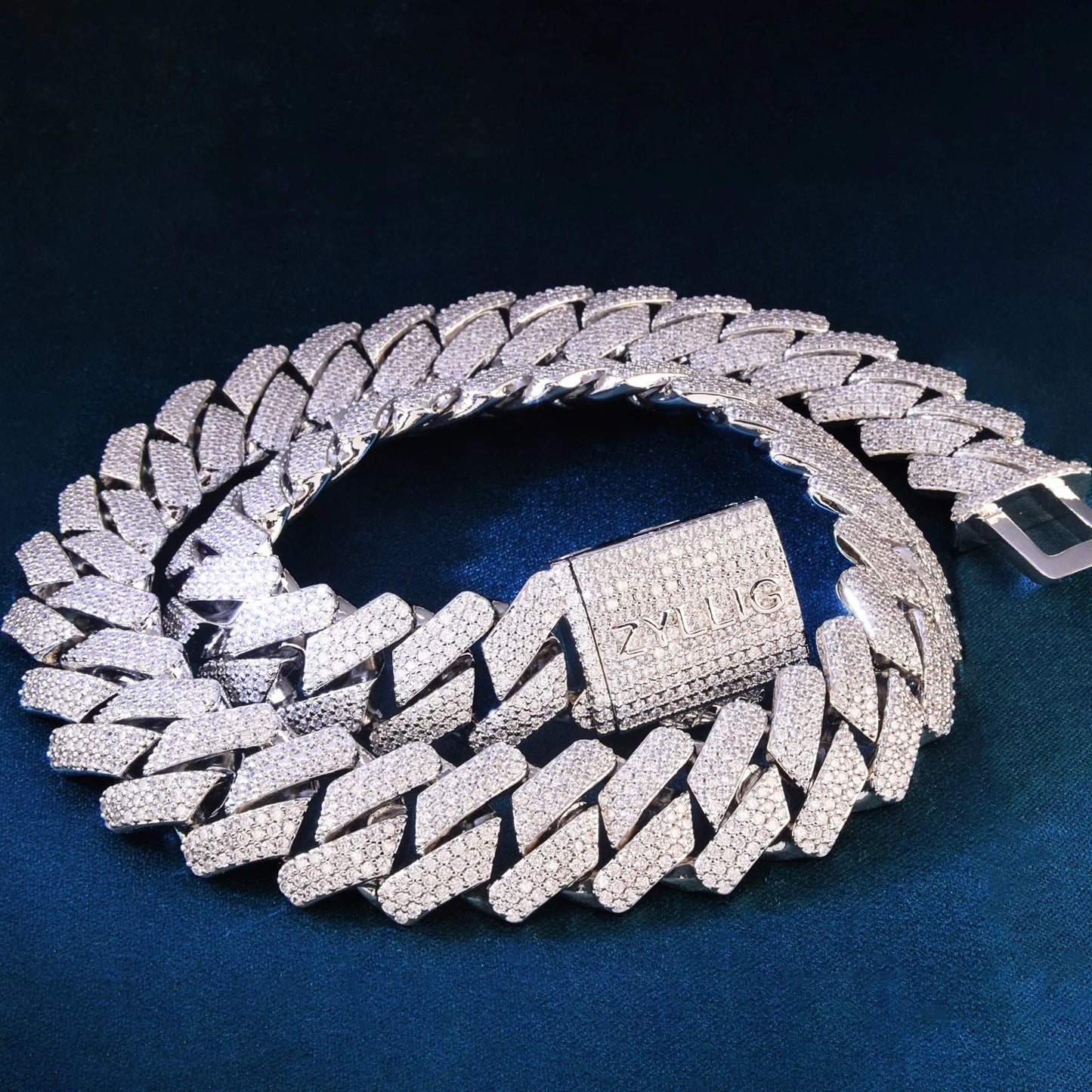 Collier cubain Iced Out personnalisé