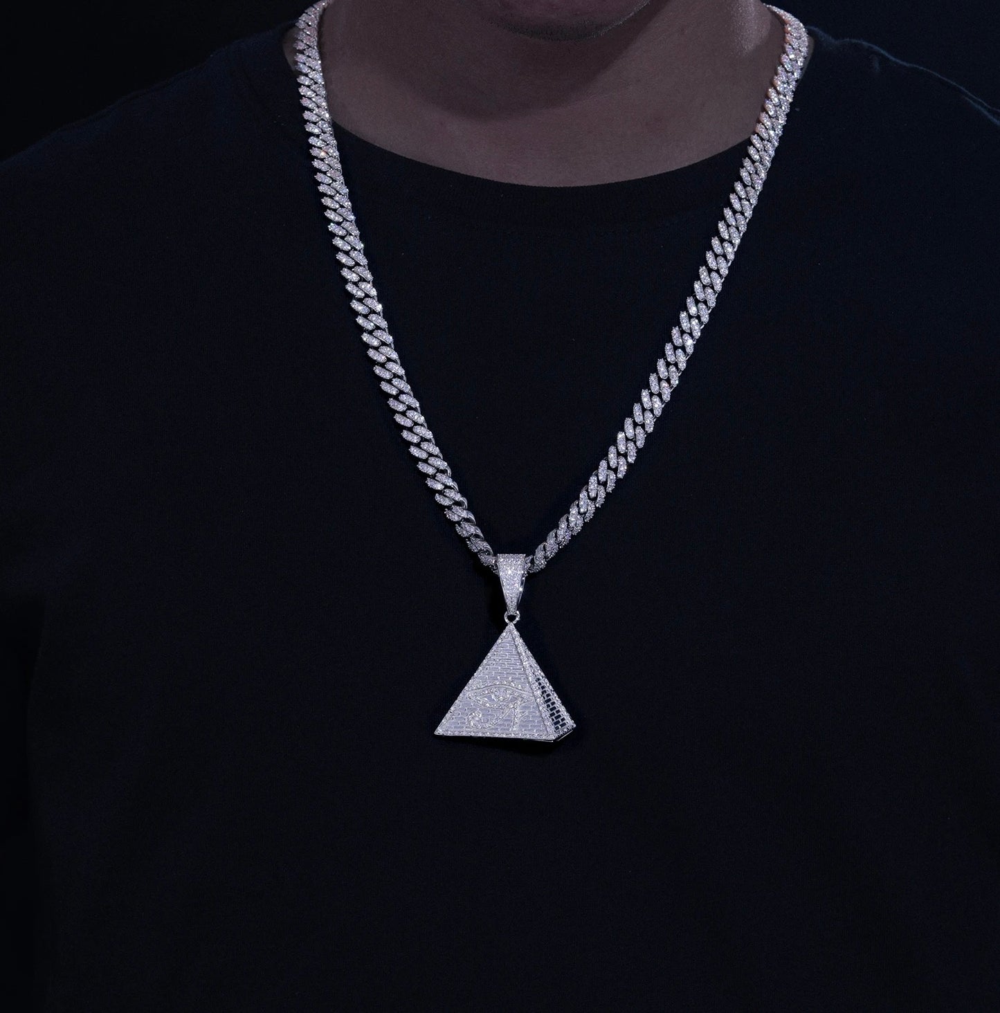 Pyramid pendant with moissanite diamonds