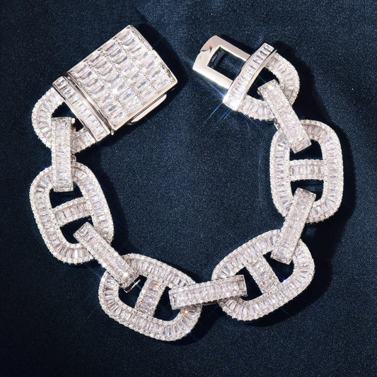 18MM Gucci link bracelet with baguette diamonds